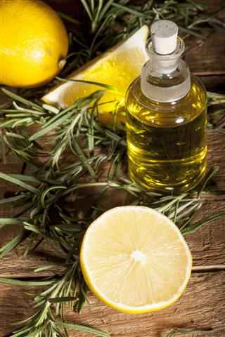 Lemon Essential Oil And Rosemary