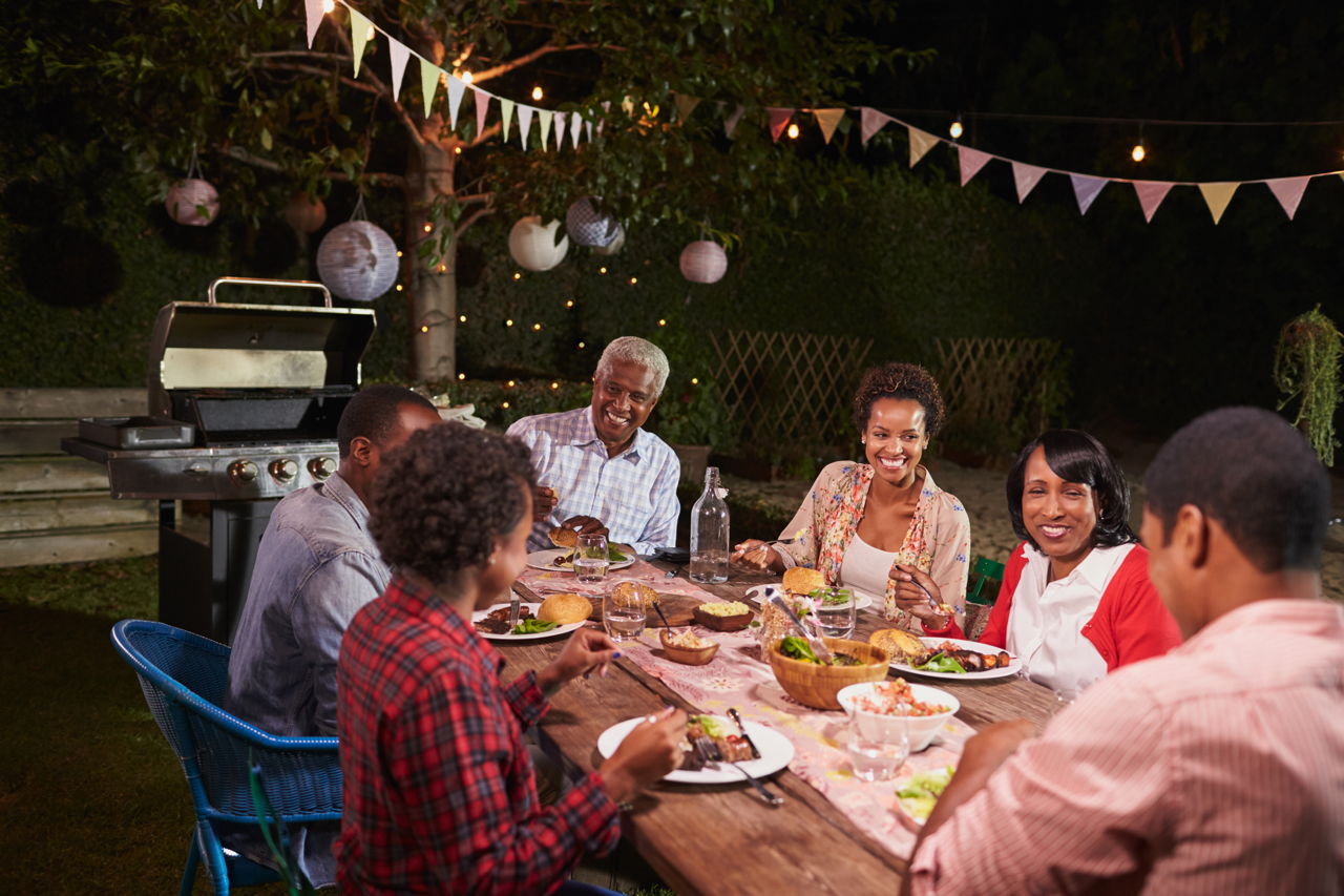 Family Dinner Party Ideas / How to Host a Gratitude Dinner - Evite