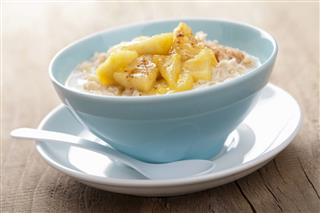 Cereal With Caramelized Apple