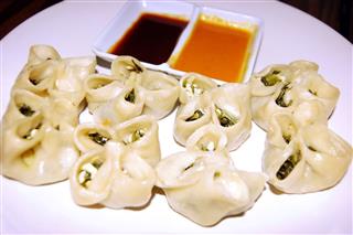 Vegetarian Steamed Dumplings With Spinach