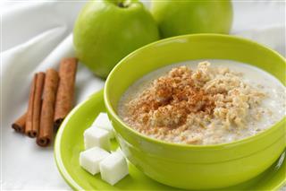 Oatmeal With Green Apples