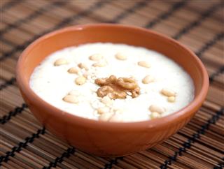 Oatmeal Porridge With Sesame Seeds
