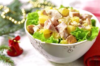 Festive Chicken Salad With Pineapple
