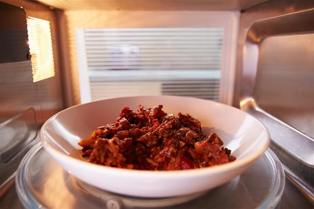 Chili Cooking Inside Microwave Oven