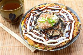 Modanyaki Okonomiyaki Japaneses Pizza