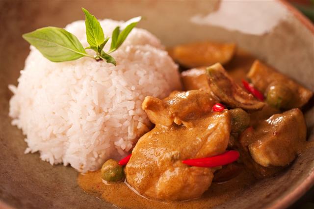 Thai Chicken Curry With Rice