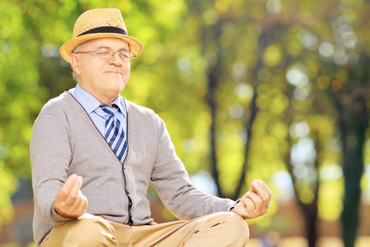 24 Absolutely Funny Sayings About Old Age to Tickle Your Ribs
