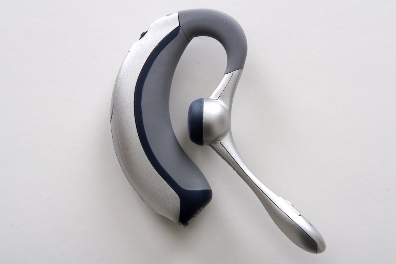 Bluetooth Headset for iPod Touch