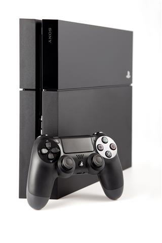 Console Playstation 4 And Pad Dualshock