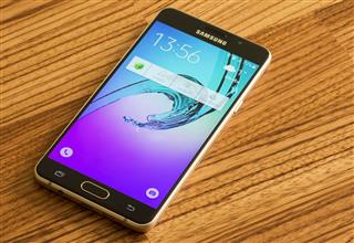 Samsung Galaxy A5 Gold Smartphone