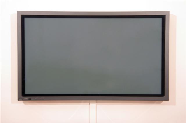 Plasma Tv Screen On Wall