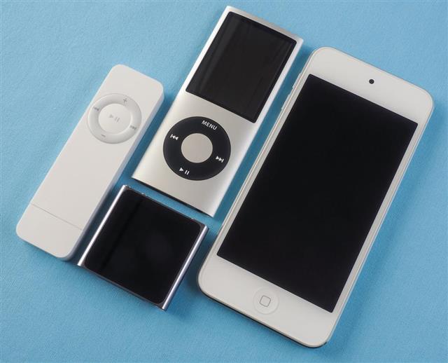 Collection of Apple iPods 7