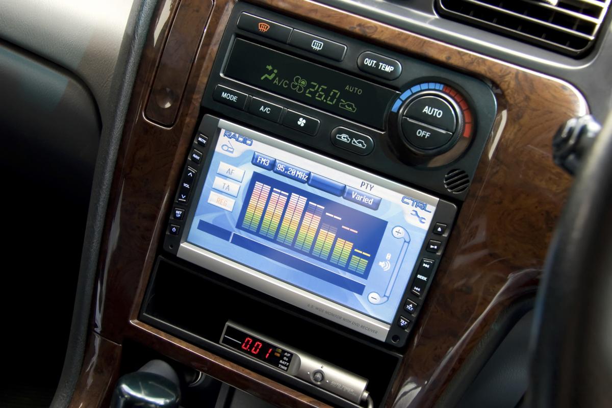 How to Remove a CD Stuck in a Car CD Player