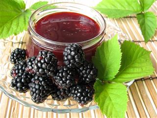 Homemade blackberry jelly – Brombeergelee