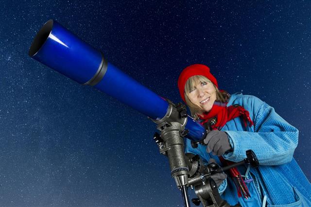 Female amateur astronomer