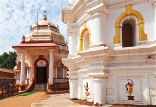 Sri Mangesh Temple Goa