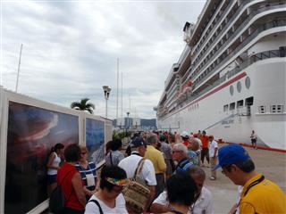 People Lining For Cruise Ship Tour