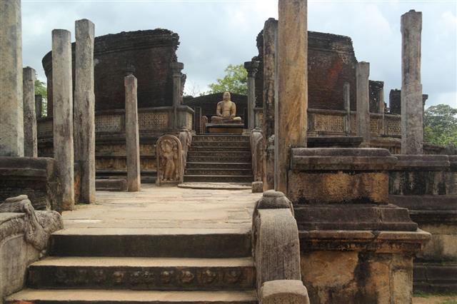 Old Buddhist Ruins In Polonnaruwa
