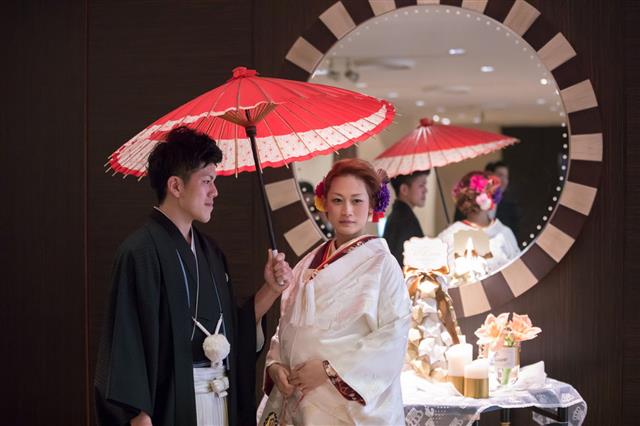 Japanese Style Bride And Groom