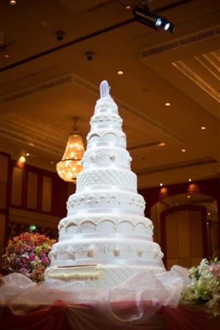 Wedding Cake With Rose Flower Decorate