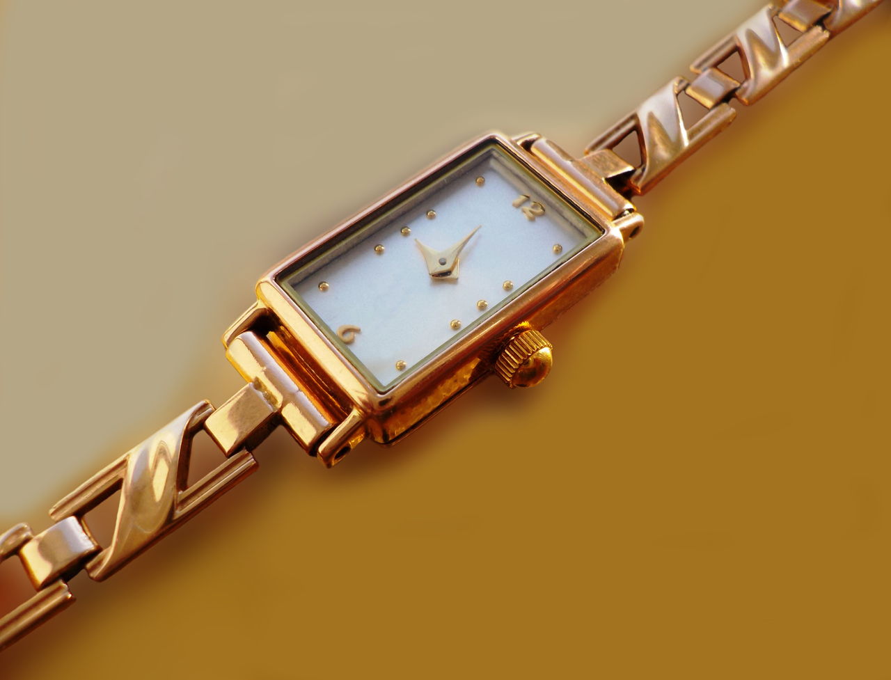 Best Watches Under $500 - Fashionhance