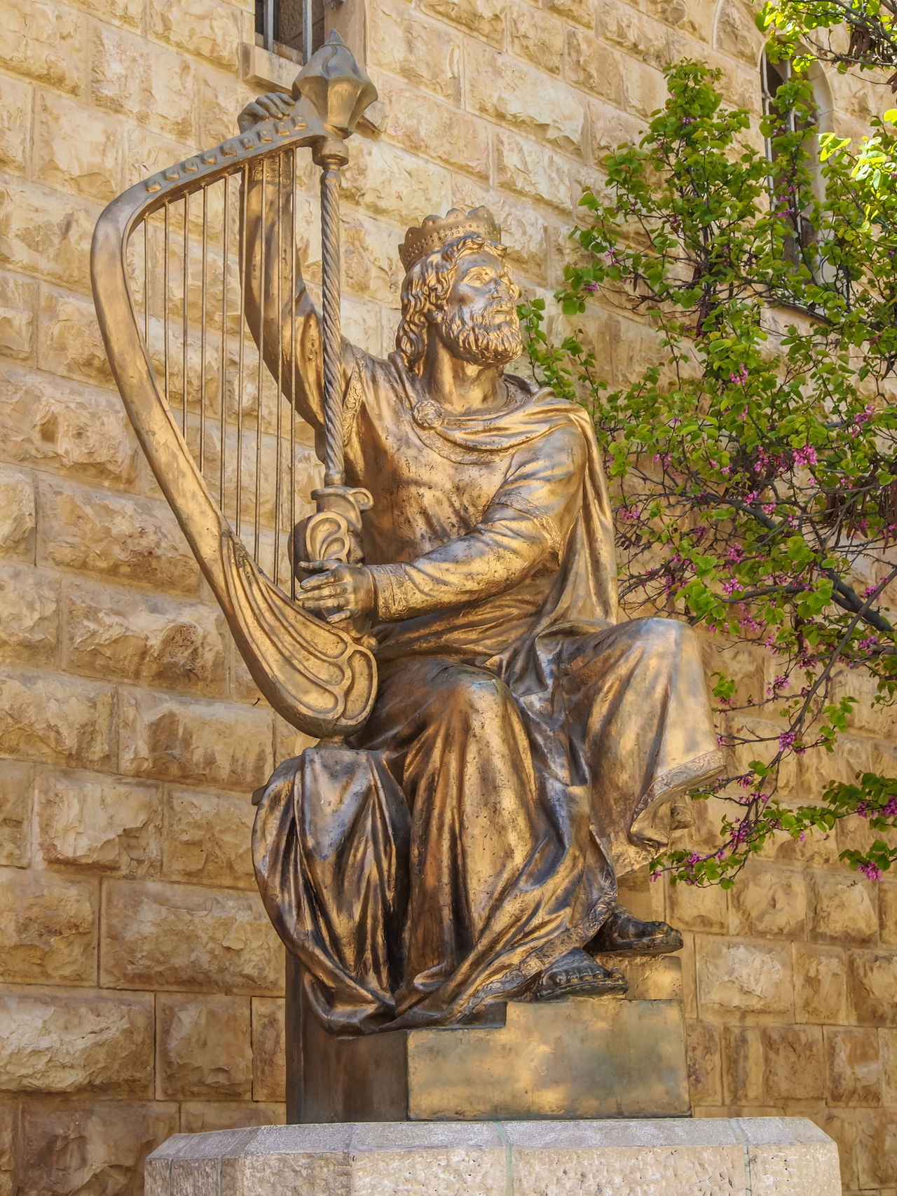 1280 538452306 Monument Of King David 