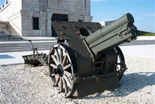 Cannon Of First World War