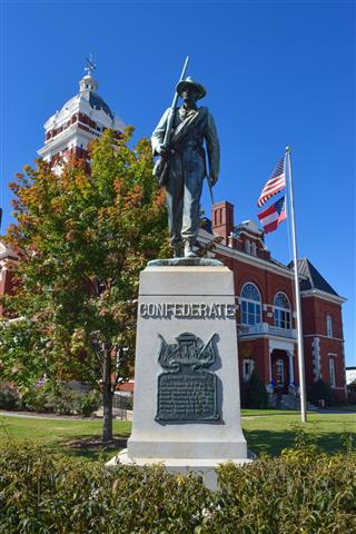 Bronze Statue Of Confederate Soldier