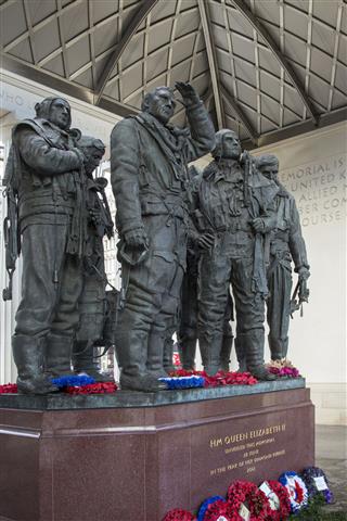 Raf Bomber Command Memorial