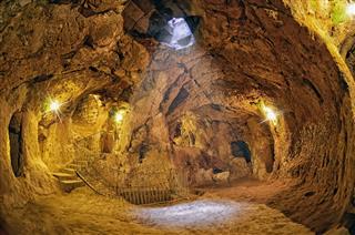 Derinkuyu Cave Underground City