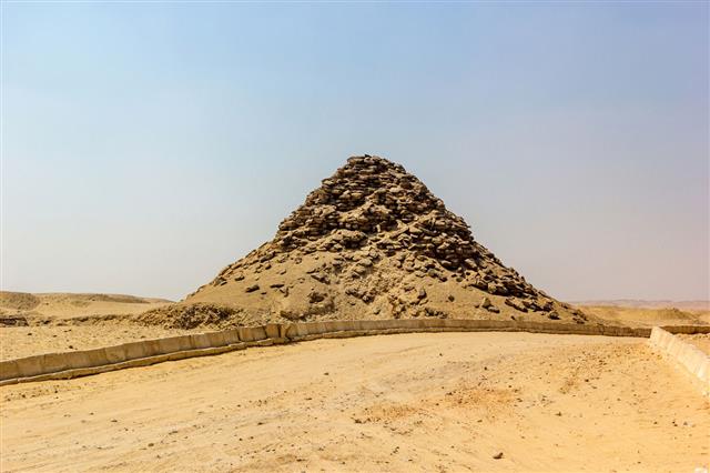 Pyramid Of Userkaf