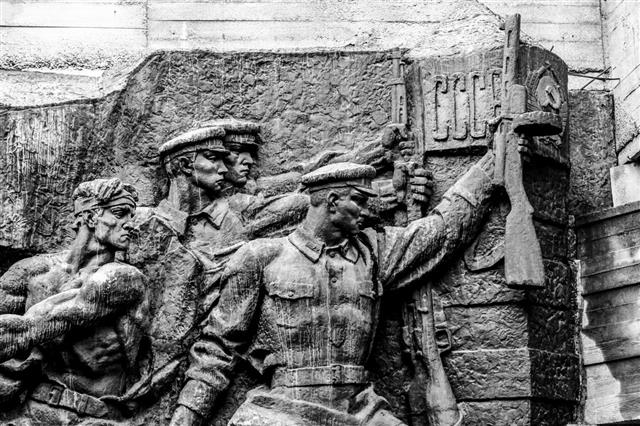 Statues From War Memorial In Kiev