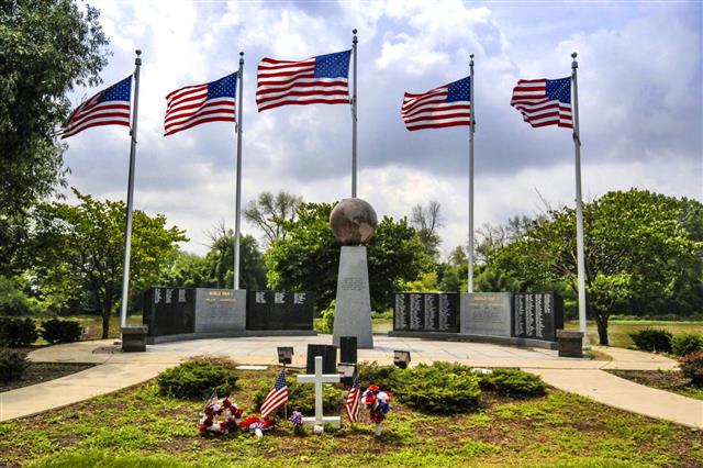 War Memorials Who Didnt Return To Monroe