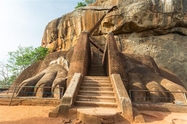 Scenic Gate To Sigiriya Rock Summit