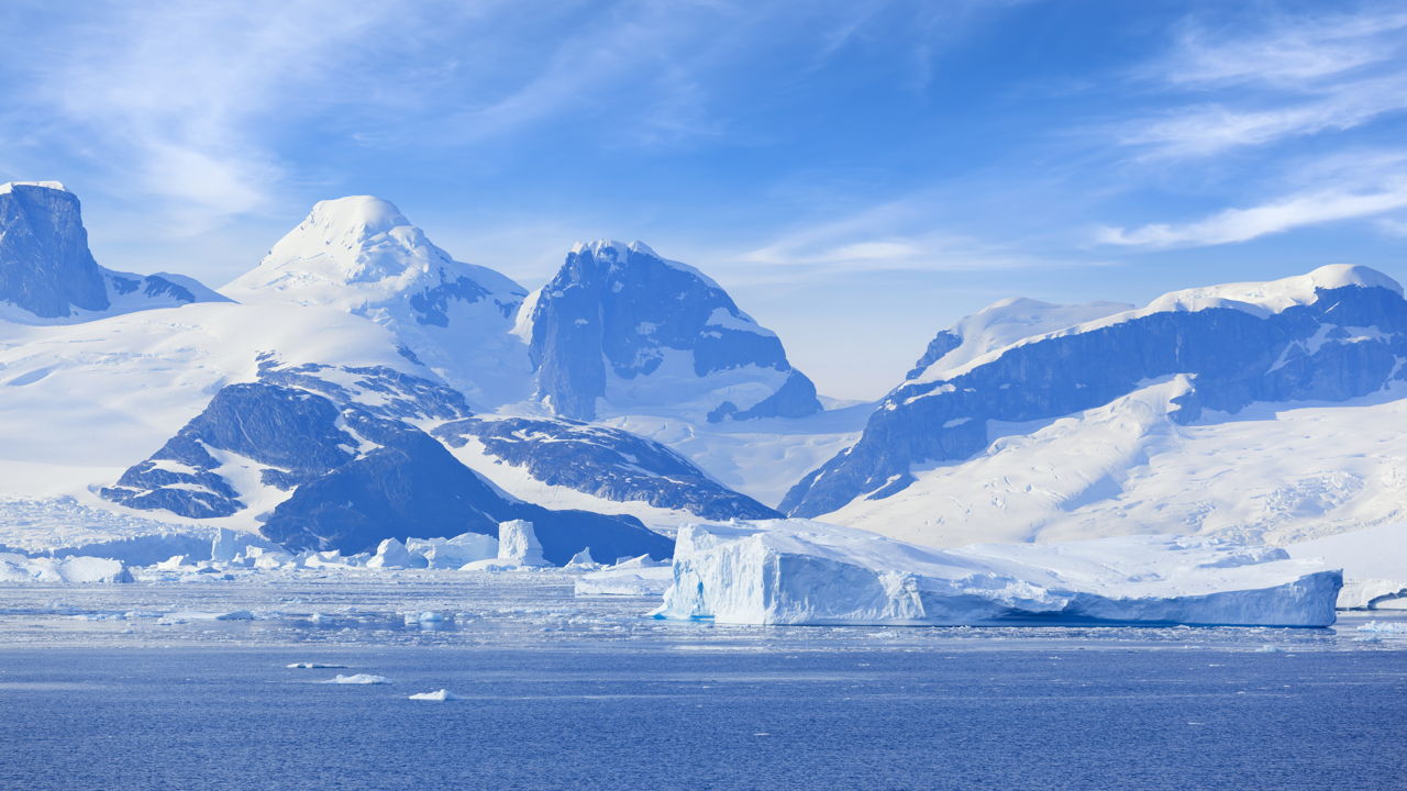 Complete List of Ice Shelves in Antarctica